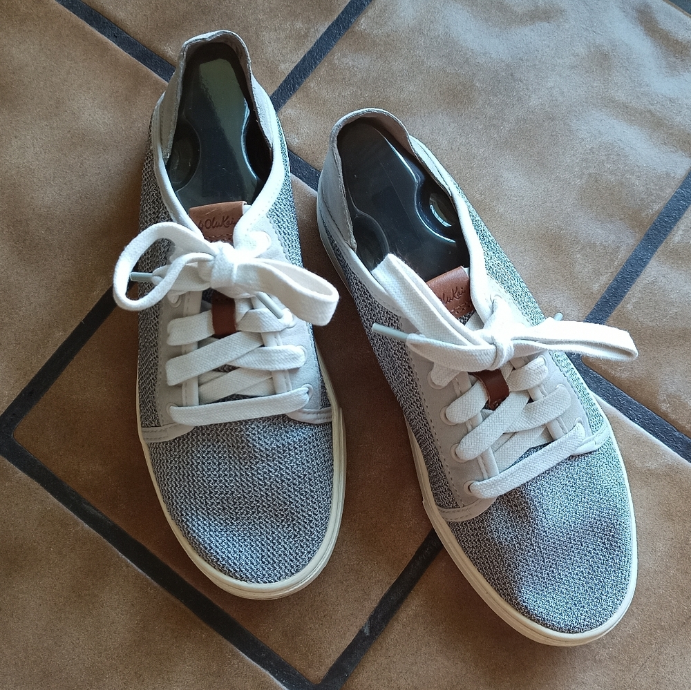 Olukai Pehuea Li Sneakers | sz 8, tan
